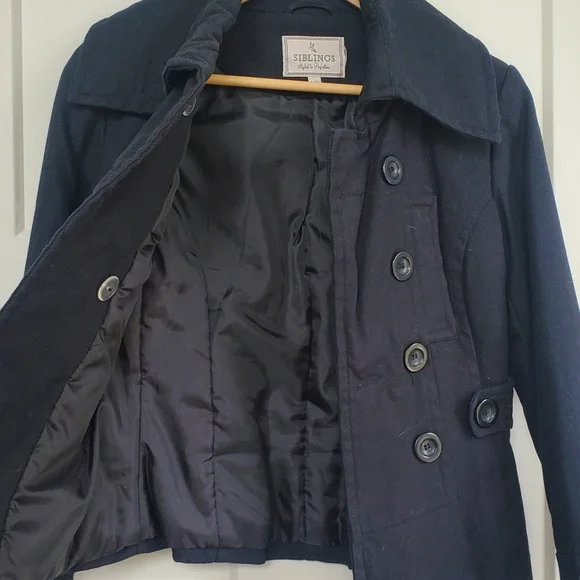 Siblings Jacket - Picture 3 of 6